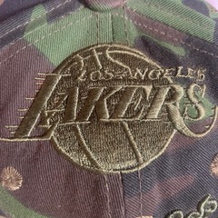 Los Angeles Lakers 迷彩キャップ 59FIFTYの画像