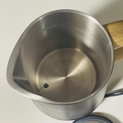 ★動作確認済み★電気ケトル　0.8L　温度調整機能　保温機能　タッチパネルの画像