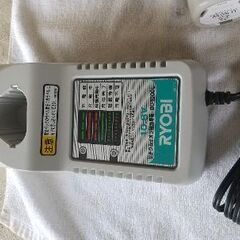 リョービ 充電式クリーナー売ります‼️の画像