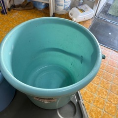 バケツ 2個の画像