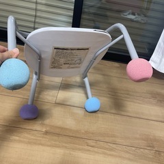 子供用椅子の画像