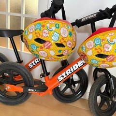 4点セット！ストライダー２台+アンパンマンヘルメットセットの画像