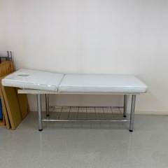 エステ／マッサージベッドの画像