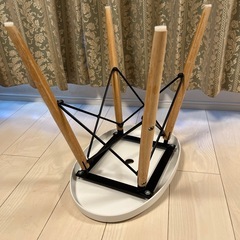 〔お取引き中〕イームズチェア　スツール　ホワイトの画像