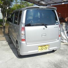 和歌山県からの出品です。　スズキ ワゴンR スティングレーの画像