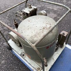  HITACHI  日立　エアーコンプレッサー　SU-7S  の画像