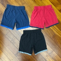 洋服とズボンセットの画像