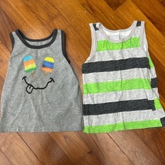 洋服とズボンセットの画像