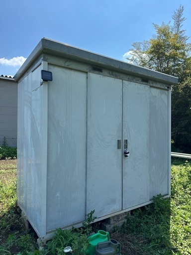 至急/9/13までに取りに来られる方/現状渡しバラし済み/引き取りのみ/傷汚れ一部サビ破損あり/イナバの物置