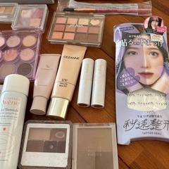 化粧品♦️メイクset‼️まとめてお譲り♦️の画像
