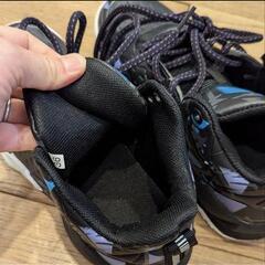 バレーボールシューズ　23cmの画像