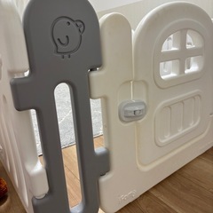 ベビーサークルの画像