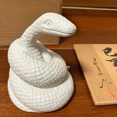 巳、午、置き物、陶器の画像
