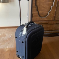 １人用キャリーケース FILAの画像