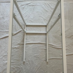 IKEA　VITTSJÖ ヴィットショー ラップトップスタンド　白の画像