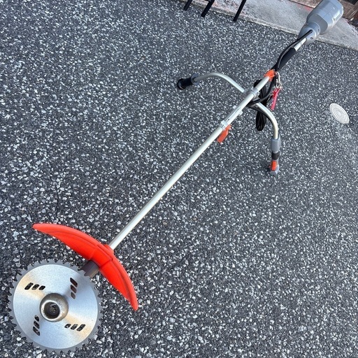 【JY012】充電式草刈機 新品替刃付 KOSHIN SBC-3650B