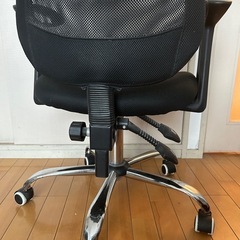 【無料でお譲りします】ゲーミングチェアの画像