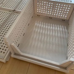 組み立てて使える収納の画像