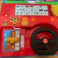 電子おもちゃ（乗り物の運転）の画像