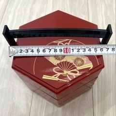 3段重箱　持ち手付き　おせちの画像