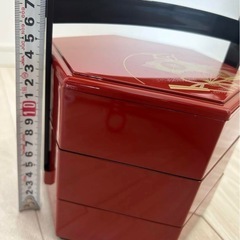 3段重箱　持ち手付き　おせちの画像