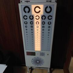 【中古美品】リモコン式視力検査機の画像