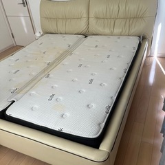 ベッド ベッドフレームの画像