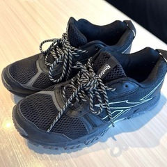 8月31日までのお取引500円オフ‼︎REEBOK RIDGE RIDER TRL リーボック リッジ ライダー トレイル メンズ スニーカー ブラック27.5cm v66064の画像