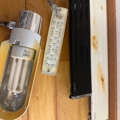 水槽LED.蛍光灯4個セットの画像