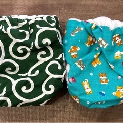 【美品】布おむつ本舗　布おむつカバー２点の画像