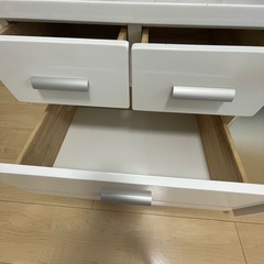 テレビ台の画像