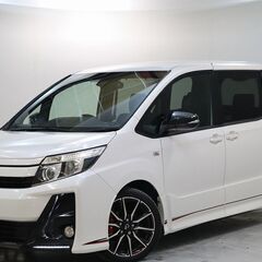 トヨタ ノア Si G’ｓ🚗 ファミリーに嬉しい3列シートに後席モニター付き🤩🎉の画像