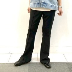 ［美品］（L）UNIQLO フレアパンツ の画像