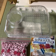 ハムスター用品（床材、ゼリー、砂場）の画像
