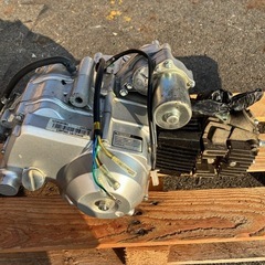 四輪バギー　ATVバギー　110ccエンジン　実動車から降ろしました。の画像
