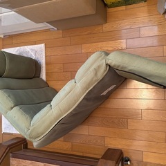 リクライニング座椅子の画像