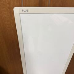 【美品】ホワイトボード　案内板（W 365 × D 390 × H 1200 ）希望小売価格 ¥27,390の画像