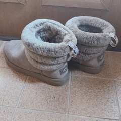 UGGムートンブーツ グレー 25cmの画像