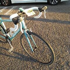 830J Bianchi ロードバイクの画像