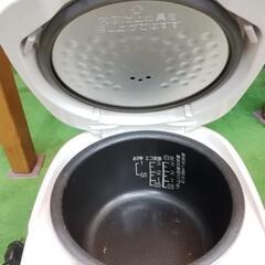 象印のマイコン炊飯ジャー（1ヶ月動作保証付き）NL-BA05型の画像