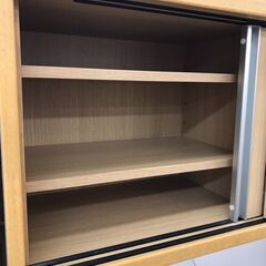 【ジャングルジャングル岩出店】【B34】食器棚 ナチュラル 幅105cm×奥行44cm×高さ184cm 中古 家具 和歌山 岩出市 紀の川市 海南市の画像