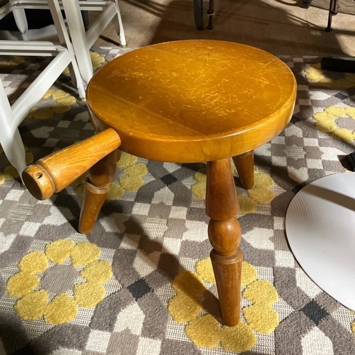 【?希少品】飛騨産業 キツツキマーク ブランド家具　木製　ウッド　丸椅子　家具　インテリア　腰掛け　ミルクスツール イエロー【座面25.5&times;25.5高29】