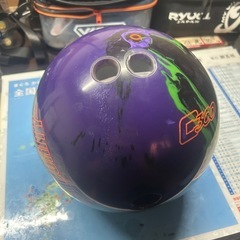 ボウリング　ボール　16ポンド？の画像