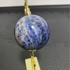 天然石ソーダライト&パイライトスフィアの画像