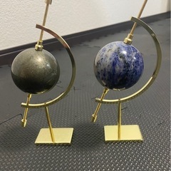 天然石ソーダライト&パイライトスフィアの画像