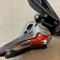 SHIMANO SLX FD-M7100 フロントディレイラーの画像