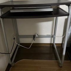パソコンラックの画像