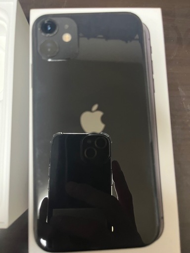SIMフリー　iPhone11本体　64GB