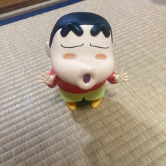 クレヨンしんちゃんのフィギュアの画像