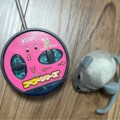 猫おもちゃ等あげますの画像